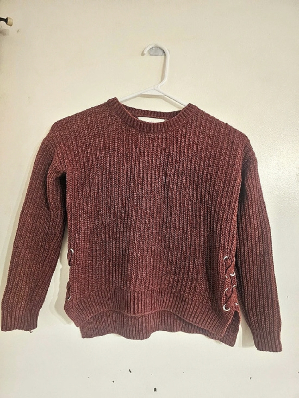 Pink Republic Lace-Up Crew Neck Sweater in Red Size Medium